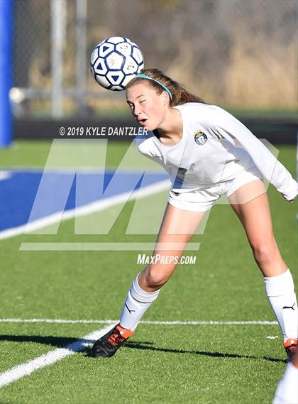 Thumbnail 1 in St. Thomas Aquinas vs Carondelet (National Elite Prep Showcase) photogallery.