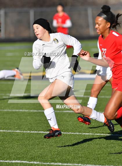 Thumbnail 1 in St. Thomas Aquinas vs Carondelet (National Elite Prep Showcase) photogallery.