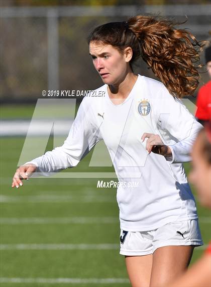 Thumbnail 1 in St. Thomas Aquinas vs Carondelet (National Elite Prep Showcase) photogallery.