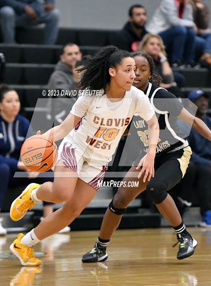 Thumbnail 3 in Monterey Trail vs. Clovis West (St. Mary's Stockton MLK Showcase) photogallery.