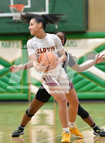 Thumbnail 3 in Monterey Trail vs. Clovis West (St. Mary's Stockton MLK Showcase) photogallery.