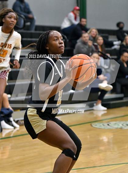Thumbnail 3 in Monterey Trail vs. Clovis West (St. Mary's Stockton MLK Showcase) photogallery.
