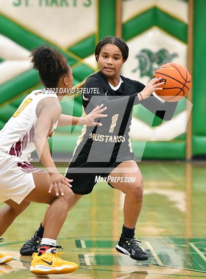 Thumbnail 1 in Monterey Trail vs. Clovis West (St. Mary's Stockton MLK Showcase) photogallery.