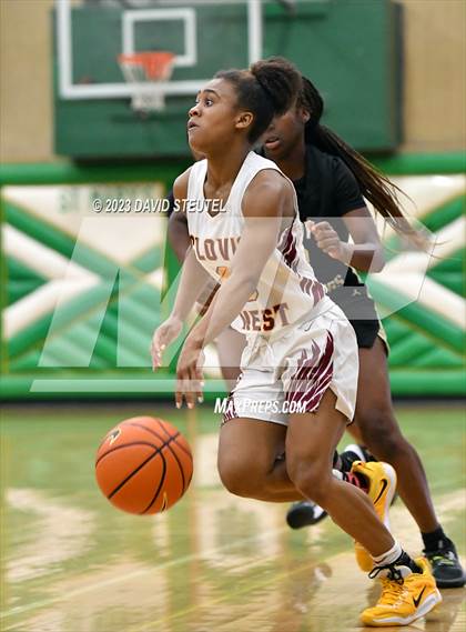 Thumbnail 3 in Monterey Trail vs. Clovis West (St. Mary's Stockton MLK Showcase) photogallery.