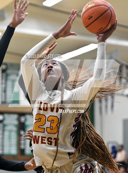 Thumbnail 1 in Monterey Trail vs. Clovis West (St. Mary's Stockton MLK Showcase) photogallery.