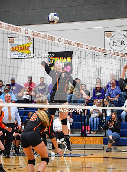 Thumbnail 3 in Schulenburg vs Holland (UIL Volleyball 2A D1 Area) photogallery.