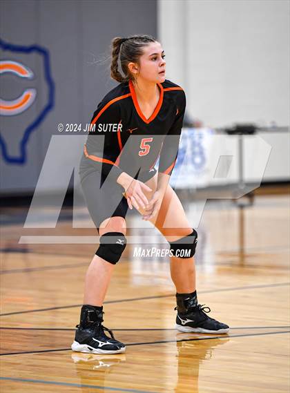 Thumbnail 1 in Schulenburg vs Holland (UIL Volleyball 2A D1 Area) photogallery.