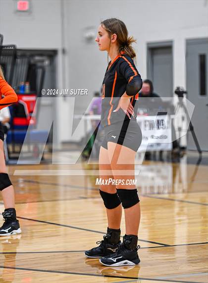 Thumbnail 3 in Schulenburg vs Holland (UIL Volleyball 2A D1 Area) photogallery.