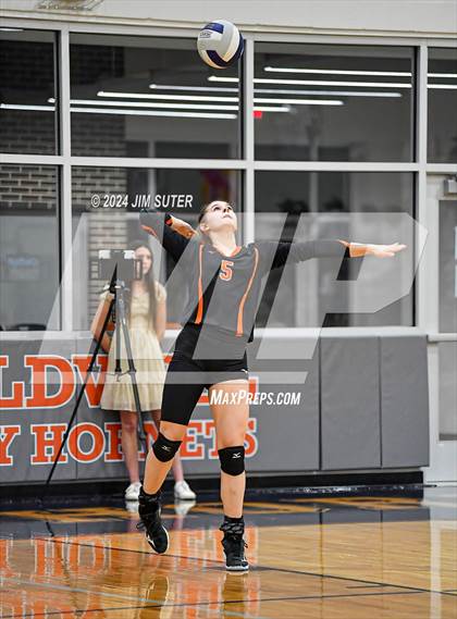 Thumbnail 2 in Schulenburg vs Holland (UIL Volleyball 2A D1 Area) photogallery.