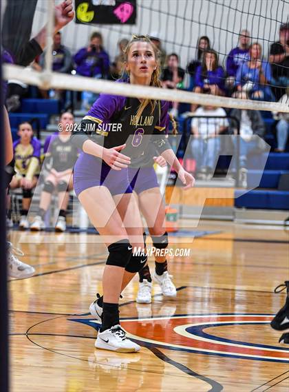 Thumbnail 2 in Schulenburg vs Holland (UIL Volleyball 2A D1 Area) photogallery.
