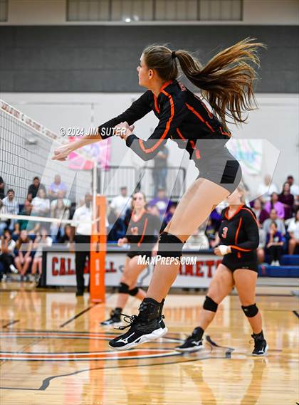 Thumbnail 2 in Schulenburg vs Holland (UIL Volleyball 2A D1 Area) photogallery.