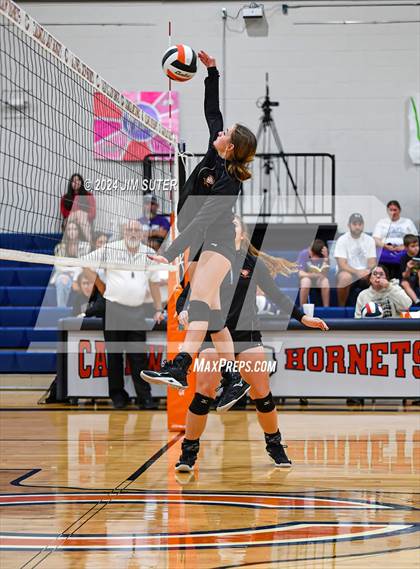 Thumbnail 2 in Schulenburg vs Holland (UIL Volleyball 2A D1 Area) photogallery.
