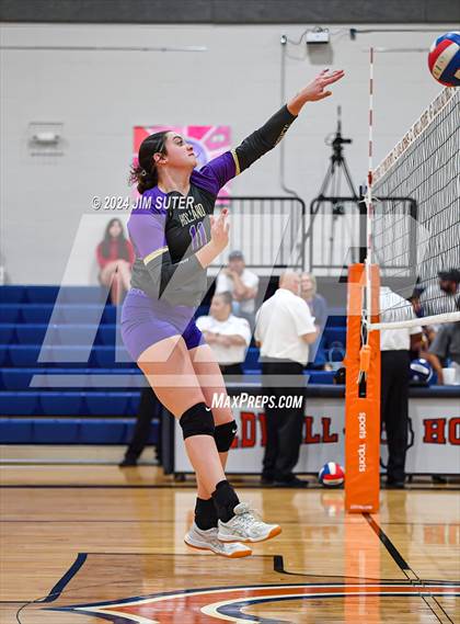 Thumbnail 1 in Schulenburg vs Holland (UIL Volleyball 2A D1 Area) photogallery.