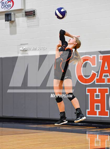 Thumbnail 2 in Schulenburg vs Holland (UIL Volleyball 2A D1 Area) photogallery.