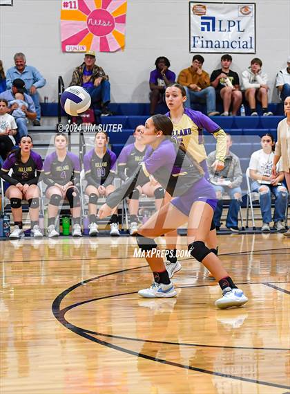 Thumbnail 3 in Schulenburg vs Holland (UIL Volleyball 2A D1 Area) photogallery.