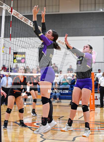 Thumbnail 3 in Schulenburg vs Holland (UIL Volleyball 2A D1 Area) photogallery.