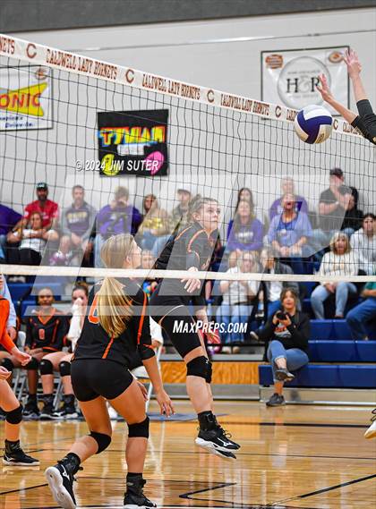 Thumbnail 1 in Schulenburg vs Holland (UIL Volleyball 2A D1 Area) photogallery.