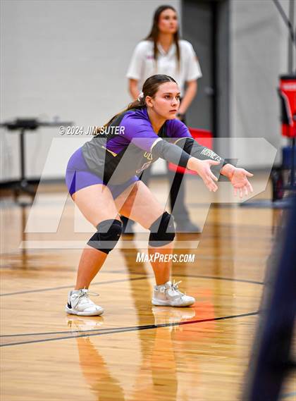 Thumbnail 1 in Schulenburg vs Holland (UIL Volleyball 2A D1 Area) photogallery.