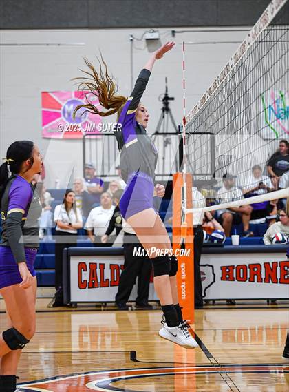 Thumbnail 2 in Schulenburg vs Holland (UIL Volleyball 2A D1 Area) photogallery.