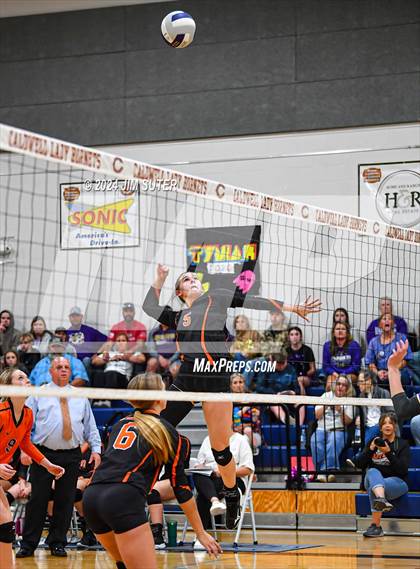 Thumbnail 2 in Schulenburg vs Holland (UIL Volleyball 2A D1 Area) photogallery.