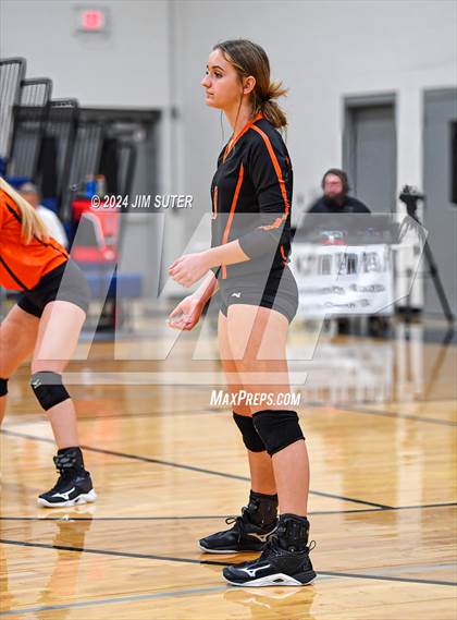 Thumbnail 3 in Schulenburg vs Holland (UIL Volleyball 2A D1 Area) photogallery.