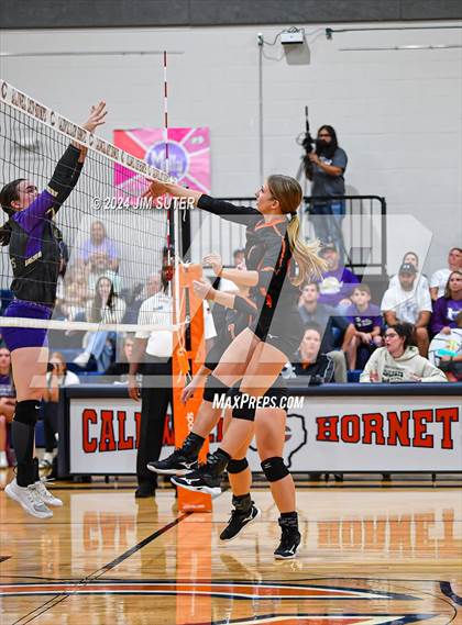 Thumbnail 3 in Schulenburg vs Holland (UIL Volleyball 2A D1 Area) photogallery.