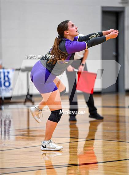 Thumbnail 1 in Schulenburg vs Holland (UIL Volleyball 2A D1 Area) photogallery.