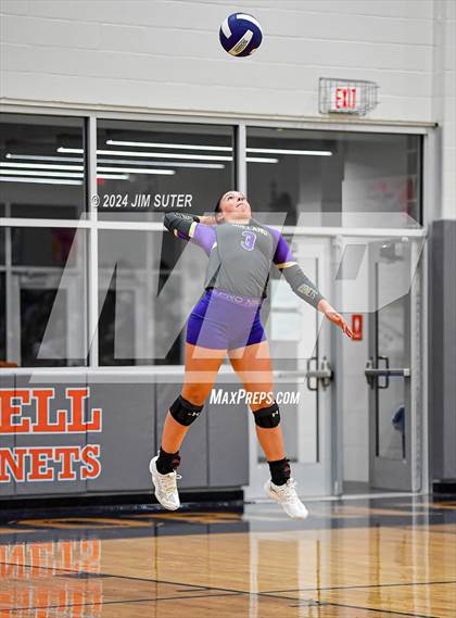 Thumbnail 3 in Schulenburg vs Holland (UIL Volleyball 2A D1 Area) photogallery.