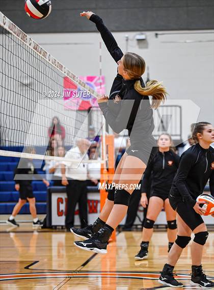 Thumbnail 3 in Schulenburg vs Holland (UIL Volleyball 2A D1 Area) photogallery.