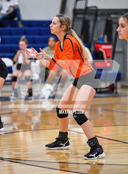 Thumbnail 1 in Schulenburg vs Holland (UIL Volleyball 2A D1 Area) photogallery.
