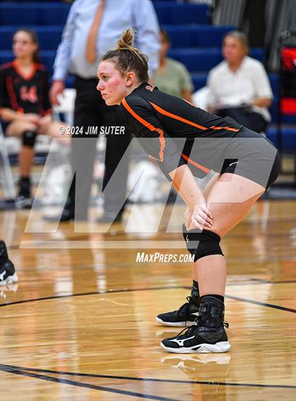 Thumbnail 2 in Schulenburg vs Holland (UIL Volleyball 2A D1 Area) photogallery.