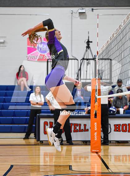 Thumbnail 3 in Schulenburg vs Holland (UIL Volleyball 2A D1 Area) photogallery.