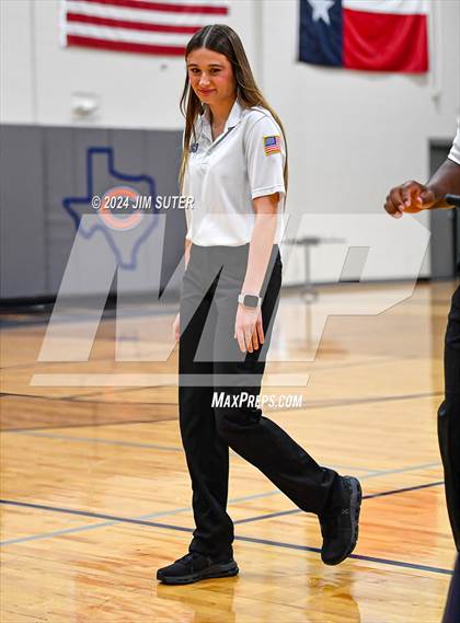 Thumbnail 3 in Schulenburg vs Holland (UIL Volleyball 2A D1 Area) photogallery.