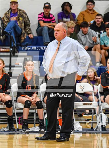 Thumbnail 1 in Schulenburg vs Holland (UIL Volleyball 2A D1 Area) photogallery.
