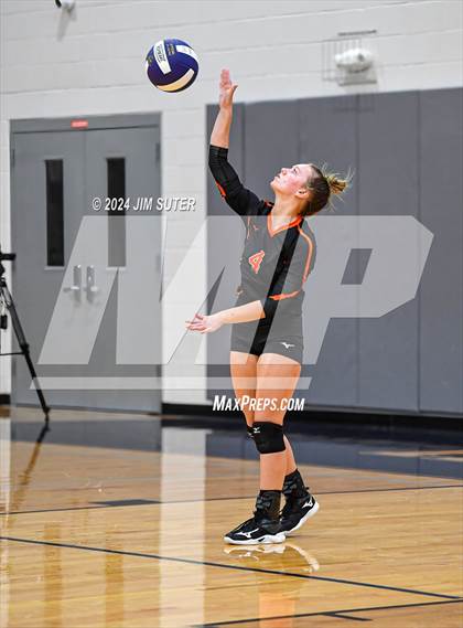 Thumbnail 3 in Schulenburg vs Holland (UIL Volleyball 2A D1 Area) photogallery.