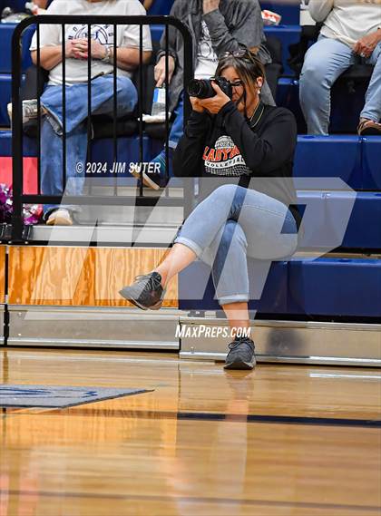Thumbnail 3 in Schulenburg vs Holland (UIL Volleyball 2A D1 Area) photogallery.