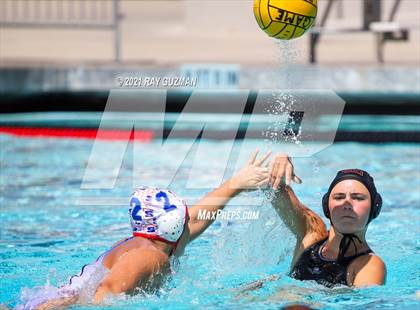 Thumbnail 1 in Sanger @ Clovis West photogallery.