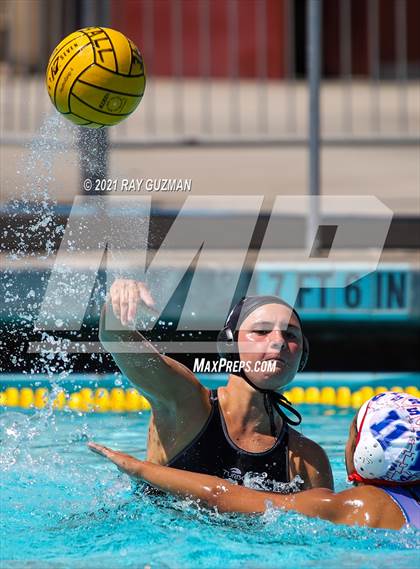 Thumbnail 2 in Sanger @ Clovis West photogallery.