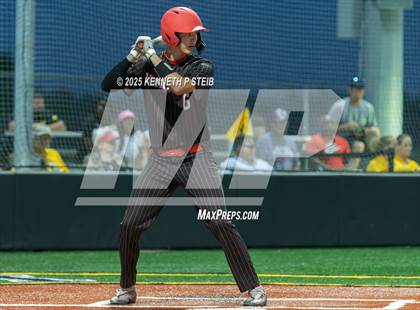 Thumbnail 2 in St. James vs. Winnfield (LHSAA Division III Non-Select Bi-District) photogallery.