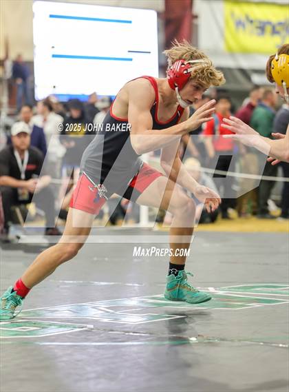 Thumbnail 3 in NIAA 2A Finals photogallery.