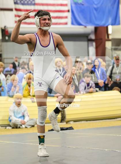 Thumbnail 3 in NIAA 2A Finals photogallery.
