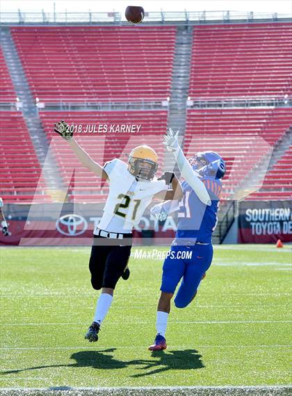 Thumbnail 2 in Bishop Manogue vs Bishop Gorman (NIAA 4A Final) photogallery.