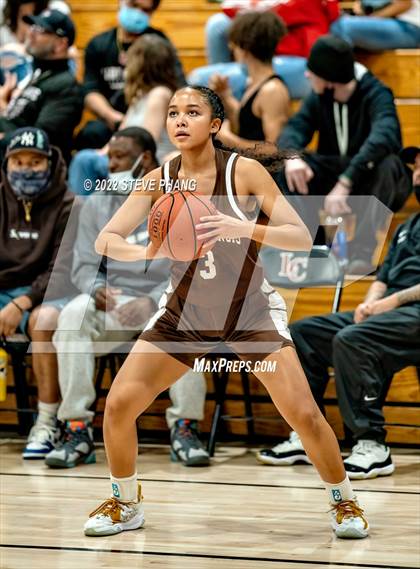 Thumbnail 2 in Saint Francis @ Laguna Creek (CIF State D1 Round 1 Playoff) photogallery.