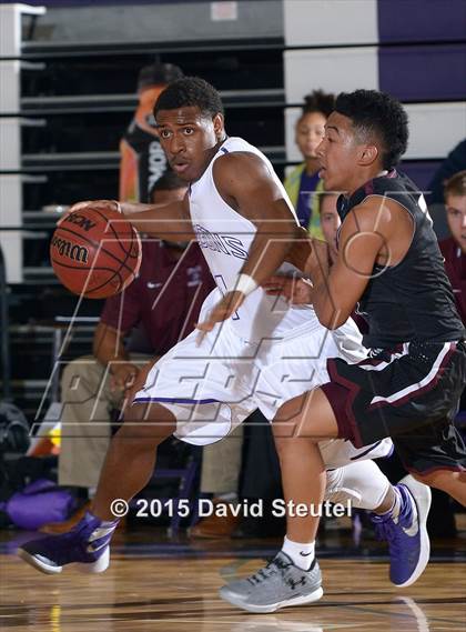 Thumbnail 3 in Woodcreek vs. Sacramento (St. Hope Elite Classic) photogallery.