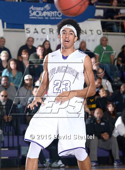 Thumbnail 2 in Woodcreek vs. Sacramento (St. Hope Elite Classic) photogallery.