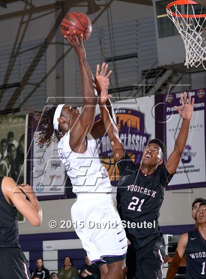 Thumbnail 1 in Woodcreek vs. Sacramento (St. Hope Elite Classic) photogallery.