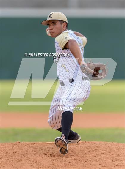 Thumbnail 2 in Alamo Heights @ Seguin photogallery.