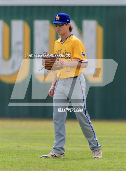 Thumbnail 2 in Alamo Heights @ Seguin photogallery.