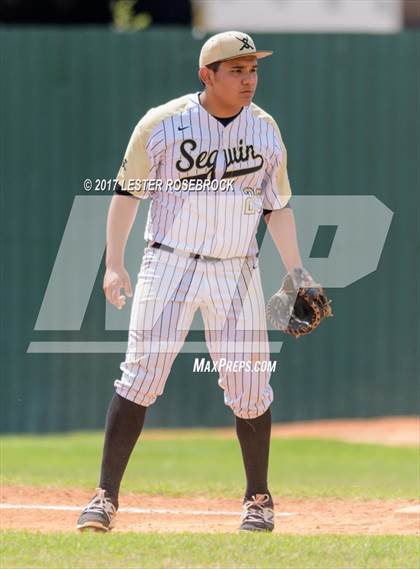 Thumbnail 3 in Alamo Heights @ Seguin photogallery.