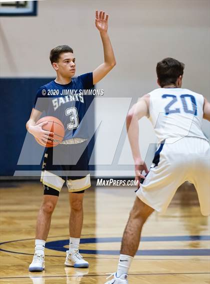 Thumbnail 1 in Pincknehville vs Bloomington Central Catholic (Bank of O'Fallon Shootout) photogallery.